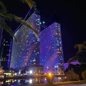 Апарт-отель Orbi Twin Towers, Батуми